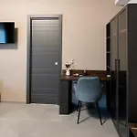 Mia 3*
